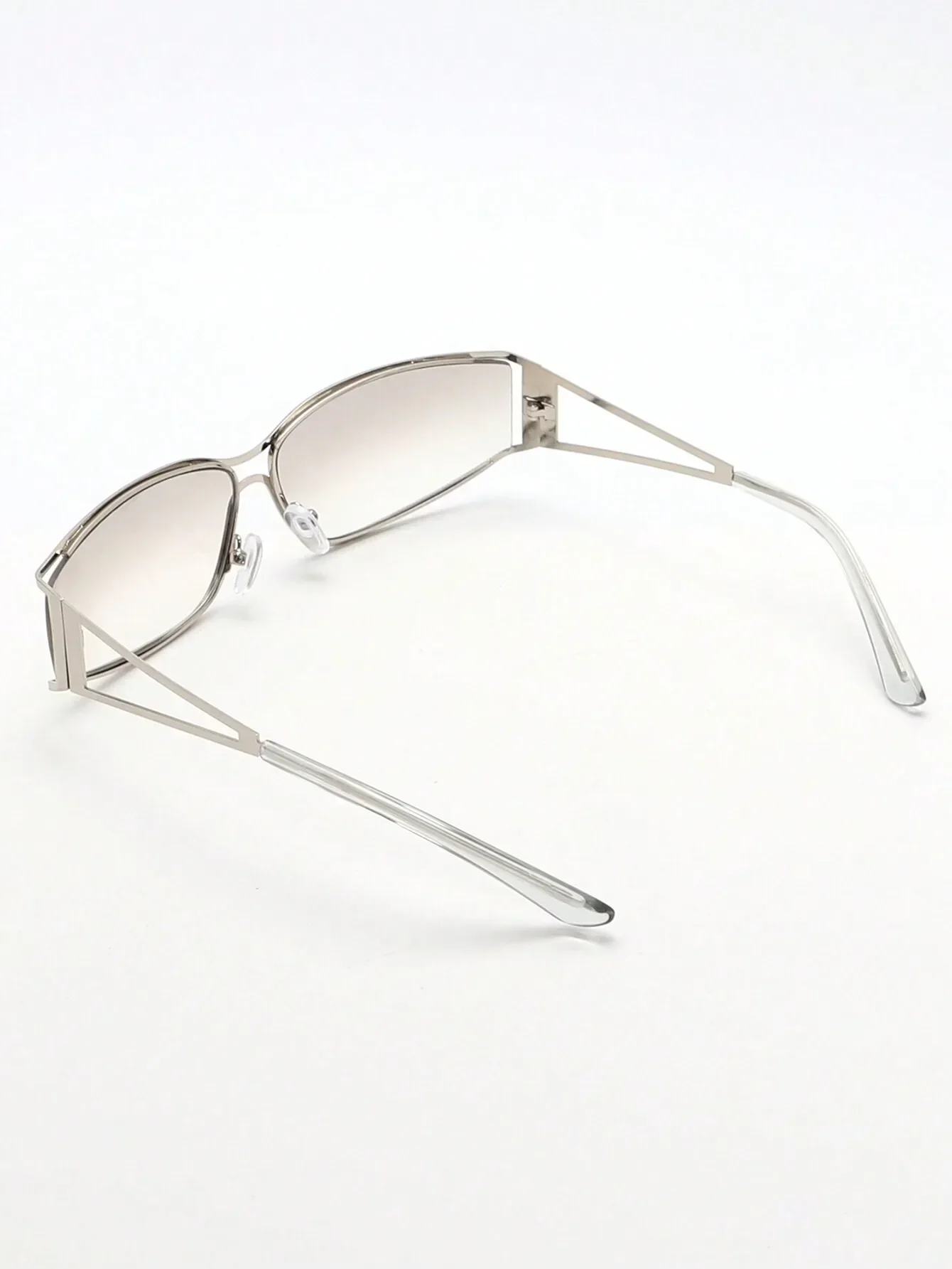 1pc Y2K Futuristic Metal Silve - Women'S Y2K Accessories recension och pris