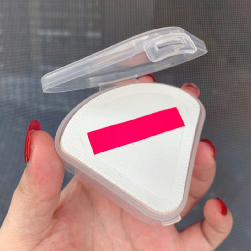 *1Pcs Portable Triangle Sponge - Women Accessories Organizer recension och pris
