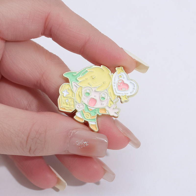 Adventure Game Badges Enamel P - Women Accessories Picture recension och pris