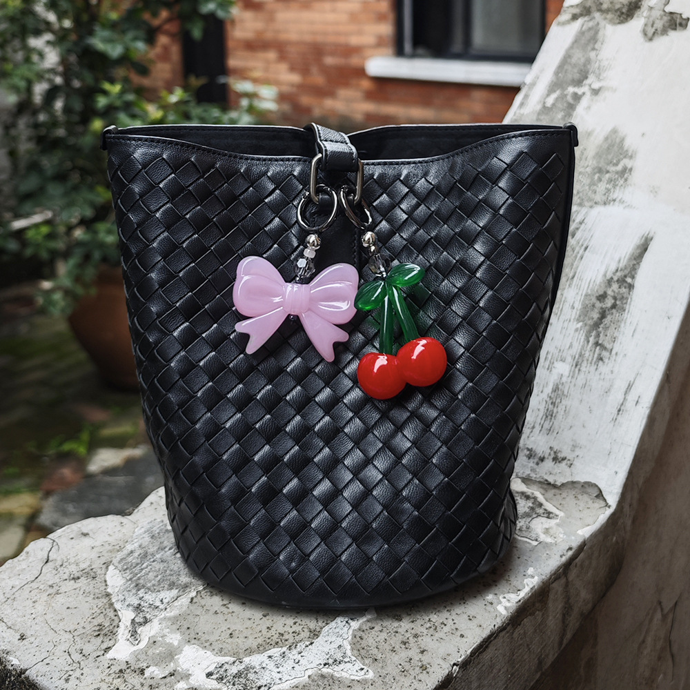 HERLOOK Big Cherry Bag Charm K - Women'S Y2K Accessories recension och pris