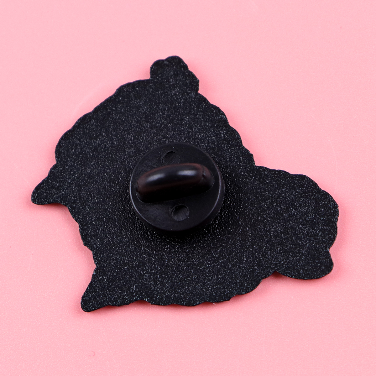Cartoon Black Sheep Enamel Pin - Women Accessories Picture recension och pris