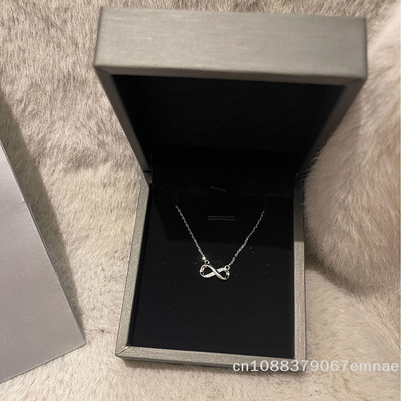 Minimalist Möbius Strip Neckla - Women'S Accessories Gift Ideas recension och pris